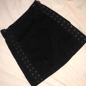 NWOT BLACK LF CARMAR LACE UP DENIM SKIRT